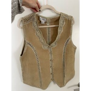 100% suede vintage vest - great condition. Thrifted but never worn.